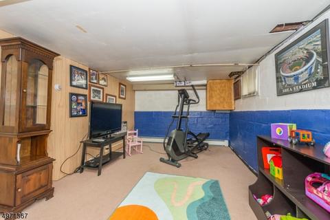 28 Forest Ave, Nutley, NJ 07110 photo 12