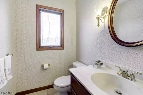 18 Pheasant Run, Kinnelon, NJ 07405 photo 12