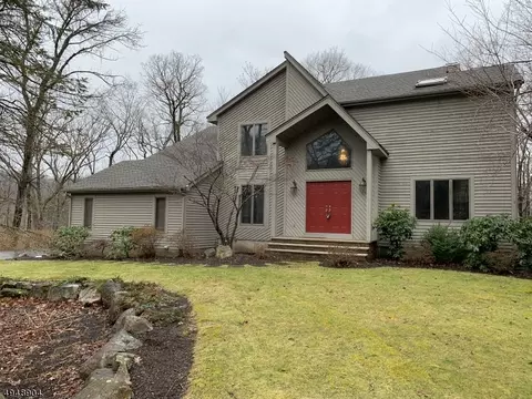 18 Pheasant Run, Kinnelon, NJ 07405 photo 1