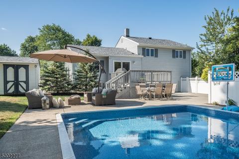 5 Normandy Dr, Wayne, NJ 07470 photo 3
