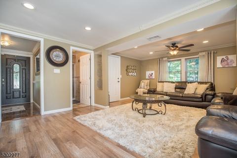 5 Normandy Dr, Wayne, NJ 07470 photo 16