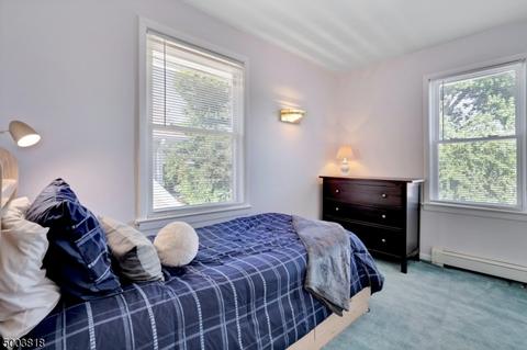 50 Hampton Pl, Nutley, NJ 07110 photo 11