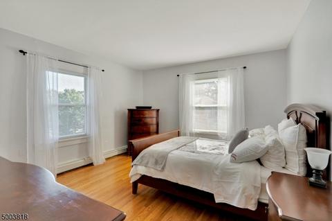 50 Hampton Pl, Nutley, NJ 07110 photo 9