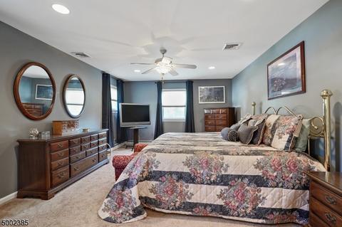 18 Kuiken Ct, Wayne, NJ 07470 photo 10