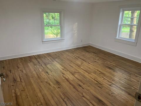 11 John St, Hampton, NJ 08827 photo 13