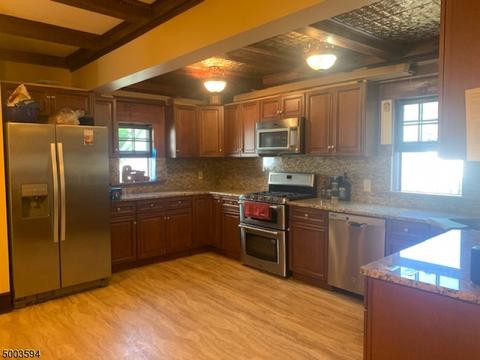 437 E Main St, Somerville, NJ 08876 photo 4