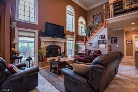13 Clauss Ave, Paramus, NJ 07652 photo 8