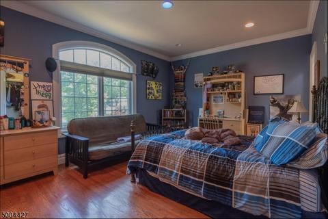13 Clauss Ave, Paramus, NJ 07652 photo 15