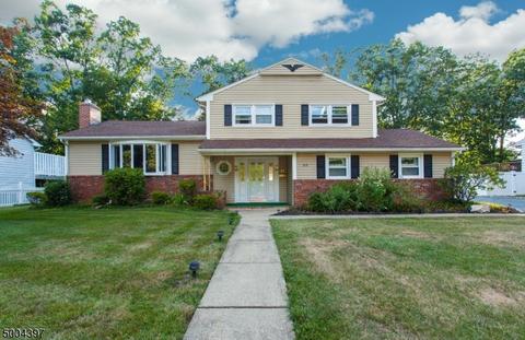 28 Hershey Rd, Wayne, NJ 07470 photo 1