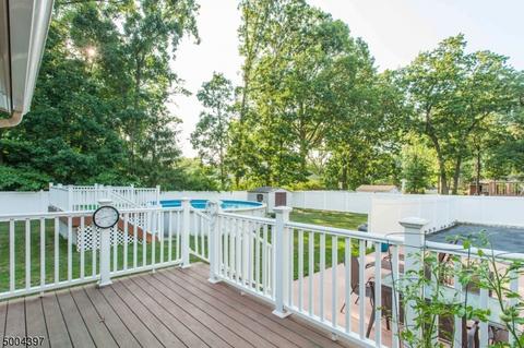 28 Hershey Rd, Wayne, NJ 07470 photo 11
