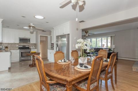 28 Hershey Rd, Wayne, NJ 07470 photo 6