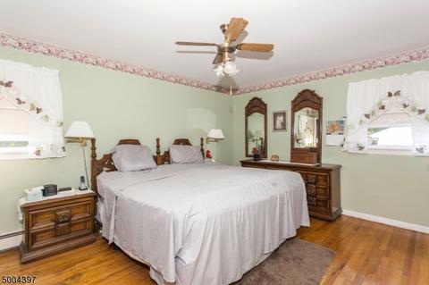 28 Hershey Rd, Wayne, NJ 07470 photo 12