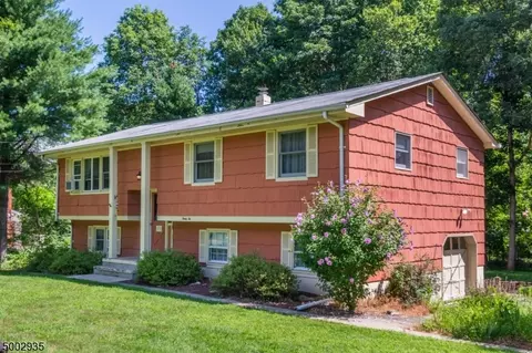 32 Robert St, Flanders, NJ 07836 photo 2