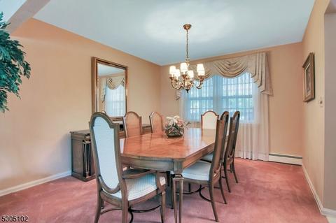 337 Mckinley Blvd, Paramus, NJ 07652 photo 7