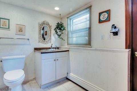 337 Mckinley Blvd, Paramus, NJ 07652 photo 18