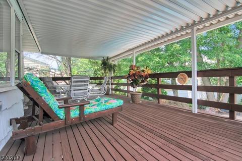 337 Mckinley Blvd, Paramus, NJ 07652 photo 19