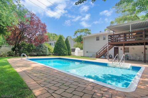 337 Mckinley Blvd, Paramus, NJ 07652 photo 23