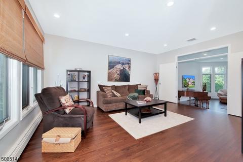 47 Wheeler Rd, Wayne, NJ 07470 photo 5