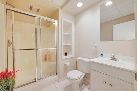 47 Wheeler Rd, Wayne, NJ 07470 photo 23