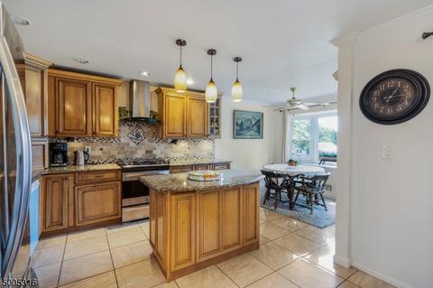11 Nimitz Rd, Wayne, NJ 07470 photo 4