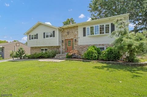 11 Nimitz Rd, Wayne, NJ 07470 photo 1