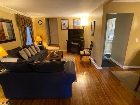 45 Glen Ct, North Plainfield, NJ 07063 photo 5