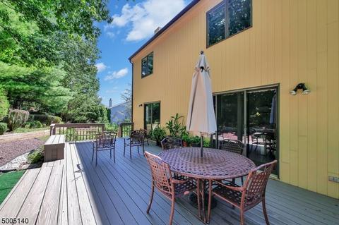 24 Kiwanis Dr, Wayne, NJ 07470 photo 6