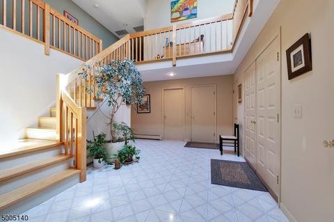 24 Kiwanis Dr, Wayne, NJ 07470 photo 4