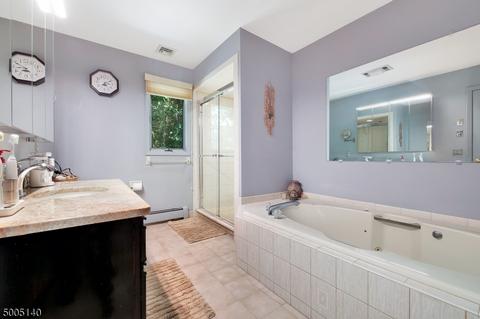 24 Kiwanis Dr, Wayne, NJ 07470 photo 20
