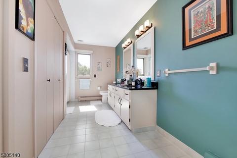 24 Kiwanis Dr, Wayne, NJ 07470 photo 24