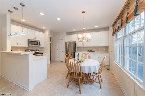 11 Spring Hill Cir, Wayne, NJ 07470 photo 8