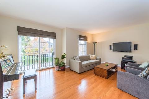 11 Spring Hill Cir, Wayne, NJ 07470 photo 5