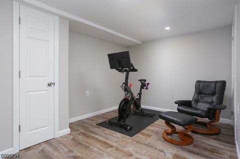 15 Post Rd, Clark, NJ 07066 photo 21