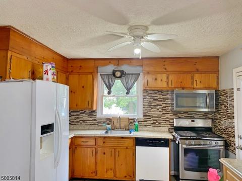 186-88 Pineview Ter, Plainfield, NJ 07062 photo 9