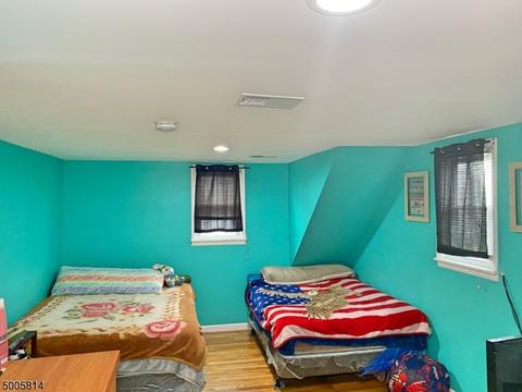 186-88 Pineview Ter, Plainfield, NJ 07062 photo 4