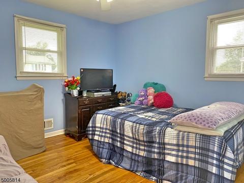186-88 Pineview Ter, Plainfield, NJ 07062 photo 12