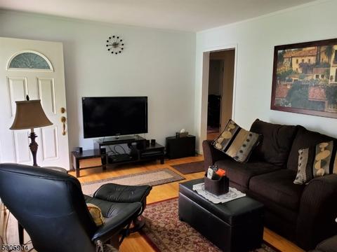 537 Carleton St, Bound Brook, NJ 08805 photo 7