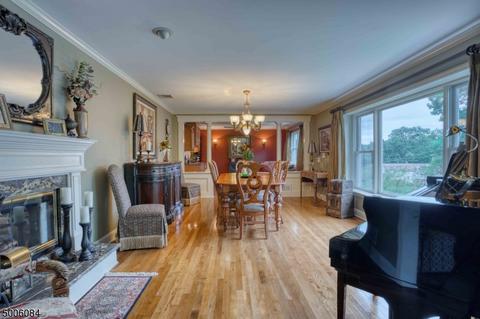 18 Darlington Dr, Wayne, NJ 07470 photo 3