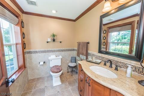 63 Atherton Ct, Wayne, NJ 07470 photo 15