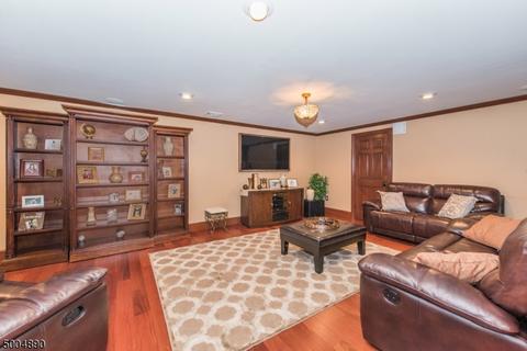 63 Atherton Ct, Wayne, NJ 07470 photo 14