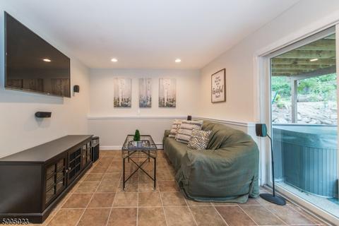28 Lenape Trl # a, Wayne, NJ 07470 photo 17