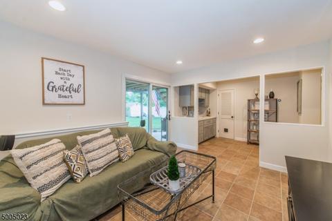 28 Lenape Trl # a, Wayne, NJ 07470 photo 18