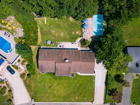 28 Surrey Dr, Wayne, NJ 07470 photo 24