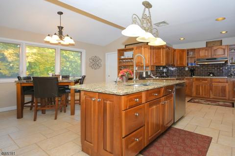 17 Mountain Rd, Wayne, NJ 07470 photo 8