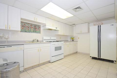 17 Mountain Rd, Wayne, NJ 07470 photo 20