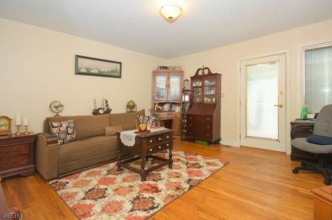 17 Mountain Rd, Wayne, NJ 07470 photo 14