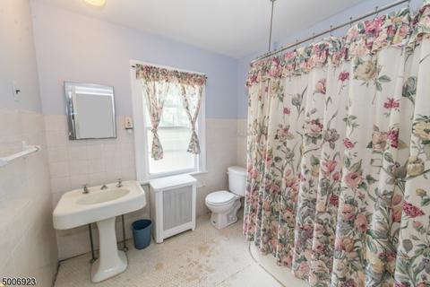 2 Clairidge Ct, Montclair, NJ 07042 photo 18