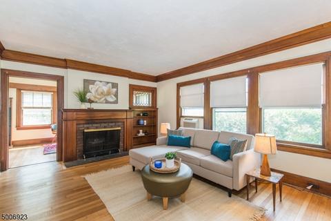 2 Clairidge Ct, Montclair, NJ 07042 photo 4