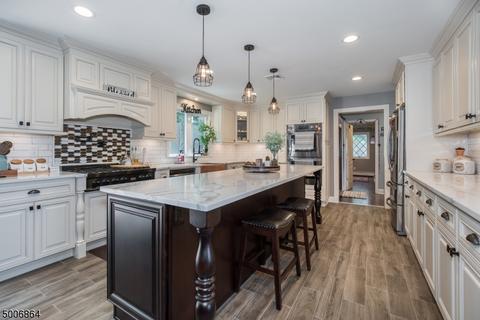 51 Westview Rd, Wayne, NJ 07470 photo 4