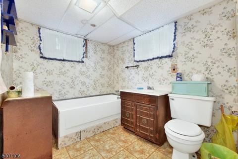 33 Graham Ave, Wayne, NJ 07470 photo 18